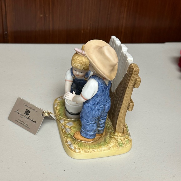 Home Interiors Vintage Porcelain Whitewashing the Fence Denim Days figurine - Picture 9 of 12